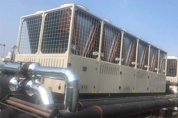 空調模塊機組保溫防腐施工案例.jpg 空調模塊機組保溫防腐施工案例.jpg