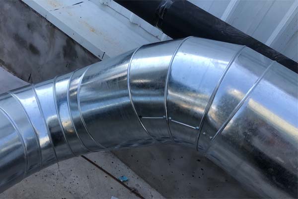 管道彎頭鐵皮保溫施工.jpg 管道彎頭鐵皮保溫施工.jpg