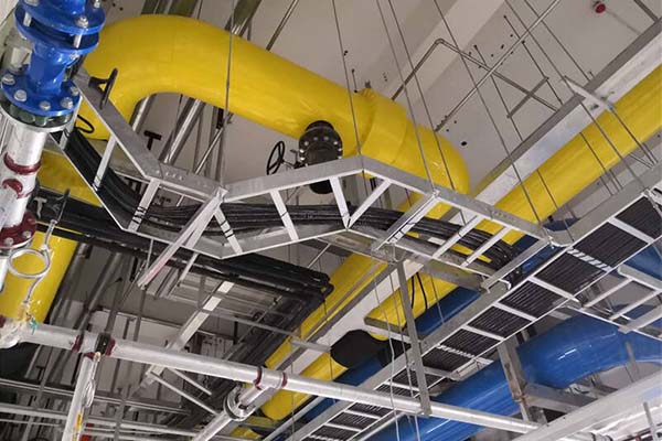 機房管道保溫.jpg 機房管道保溫.jpg